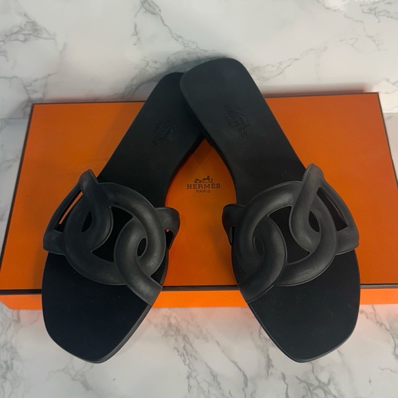 Hermès Aloha Black Sandals (Hermès Chaîne d’Ancre Rubber Slides ) - Picture 10 of 10